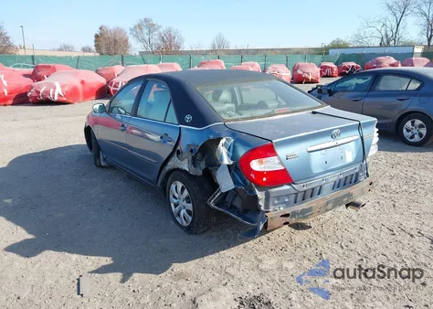 2003 Toyota Camry Xle z USA, uszkodzony, nr VIN 4T1BE32K23U725764